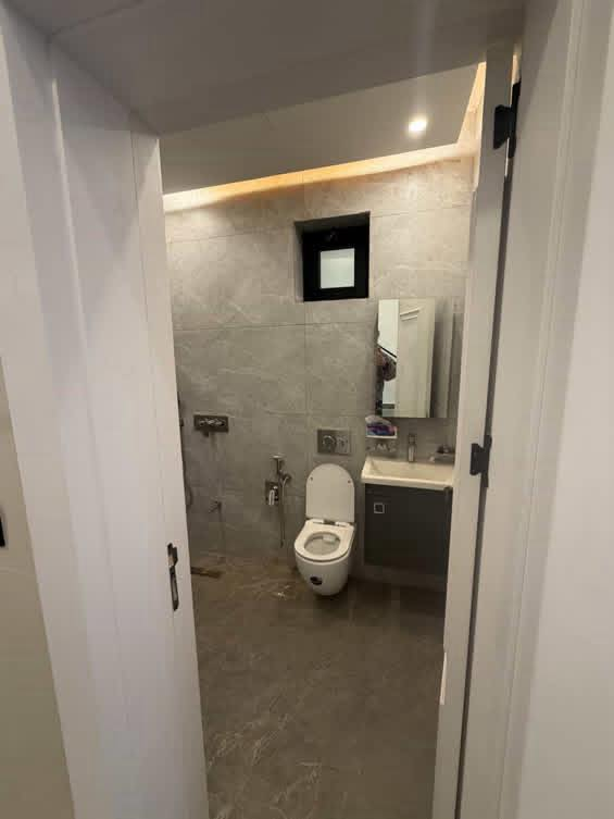 بيت بلدوره بل بوعيثه مدخل البوعيثه بعد السيطره 100م واجه 10 بيت جديد مامسكون قبل ديلوكس بناء حديث 2025 اي استفسار لاتصال ع لرقم 

***********
