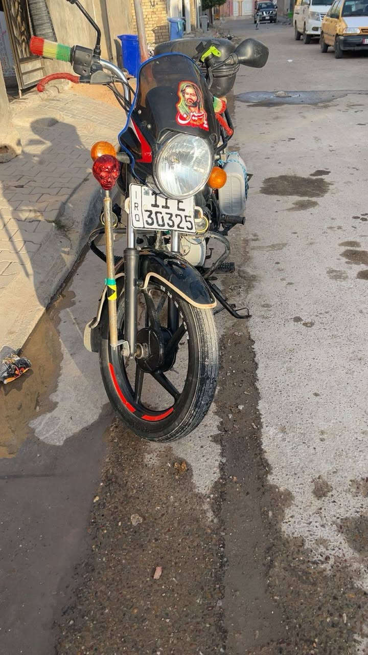 سلام عليكم دراجه بوكس موديل 2022مرقمه رقم بغداد بسمي سنوية نضيفه محرك ما مفتوح الرقم ***********
