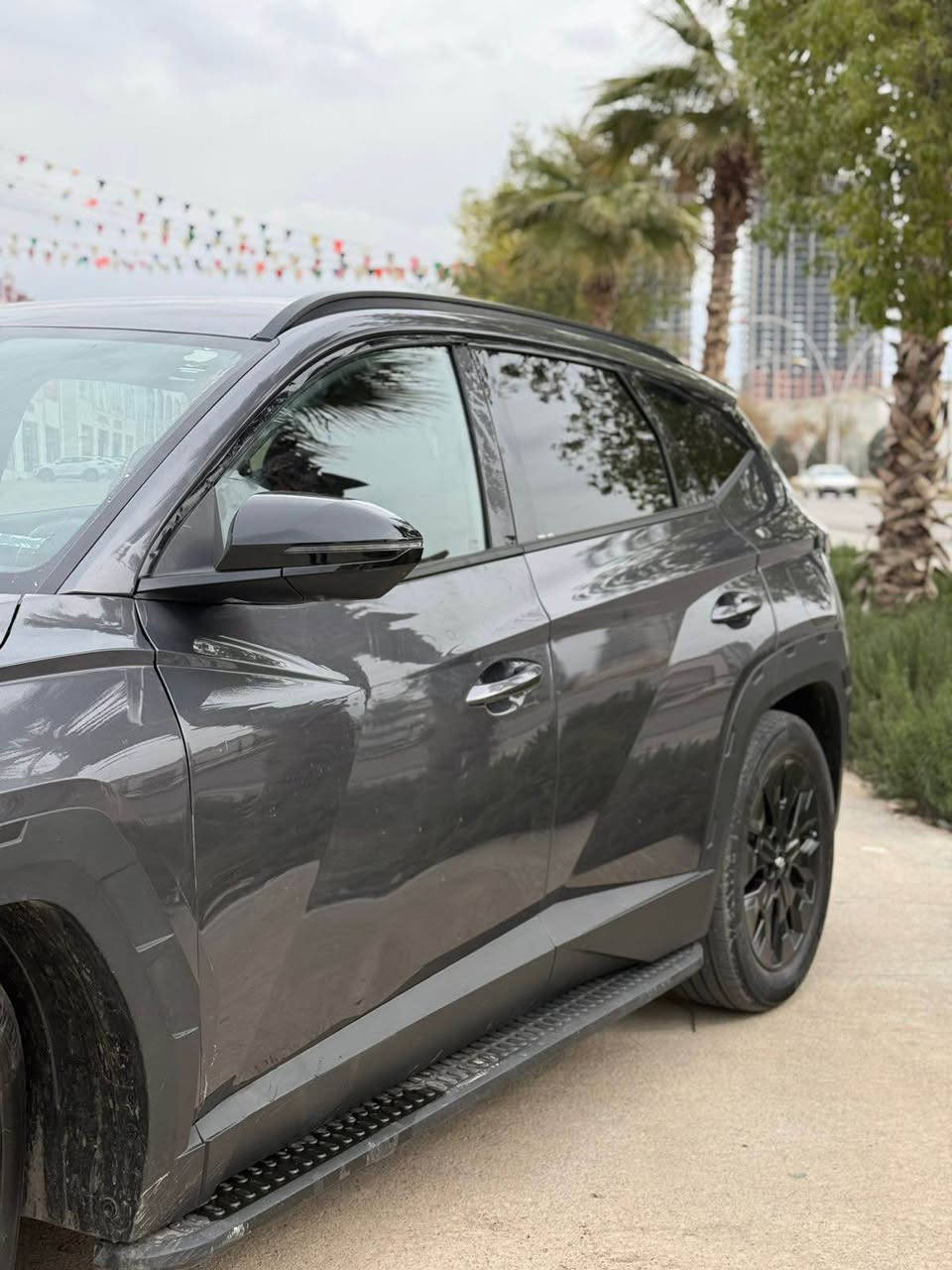 هيونداي توكسان / فول مواصفات بدون سلايت 
XRT اوف رود 
باب واحد مبدل 
٣ قطعات كلير امريكا 
بدون ارباگ شرط 
وتساب / 0770642331
0750 858 2918 أربيل, العراق
