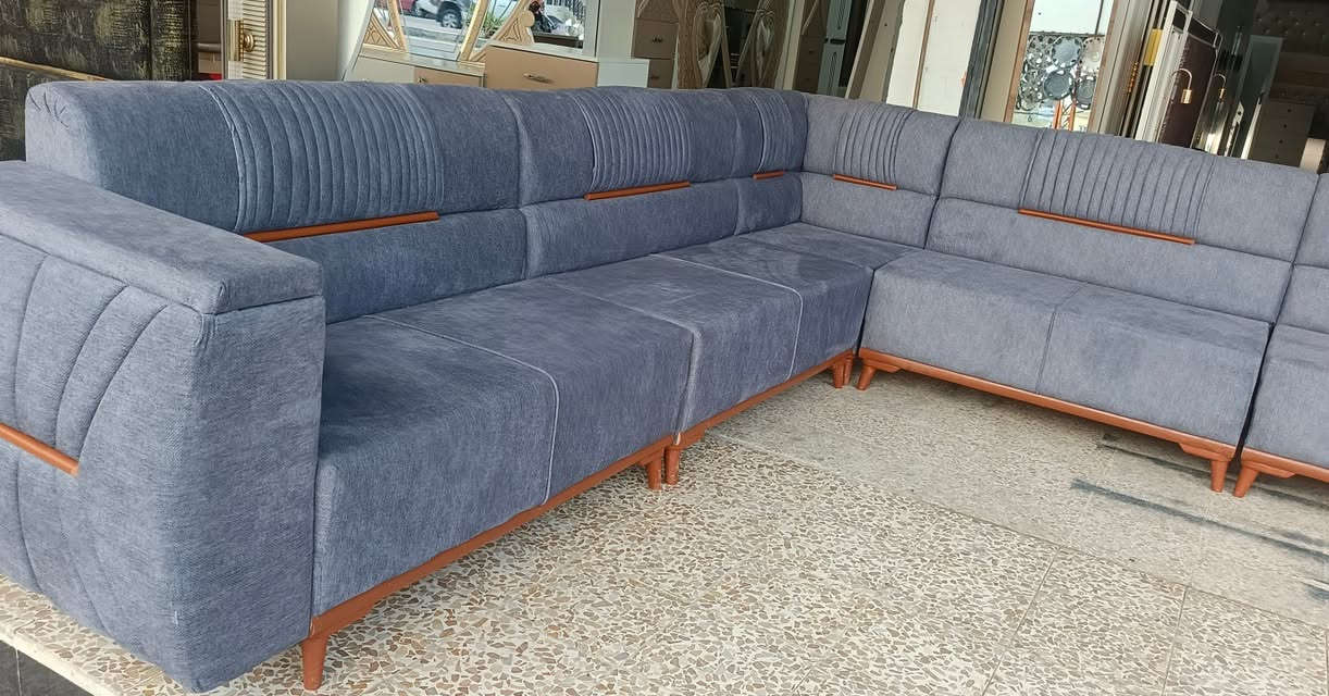 من معرض فهودي الدليمي ديوان 7 امتار شغل موصل بلوك خشب عراقي فصال كلش حلو سعر 450 من الاخير العنوان موصل سايدين القادسية الثانية قرب جامع علي بن أبي طالب معرض فهودي الدليمي للستفسار *********** اسيا ***********
