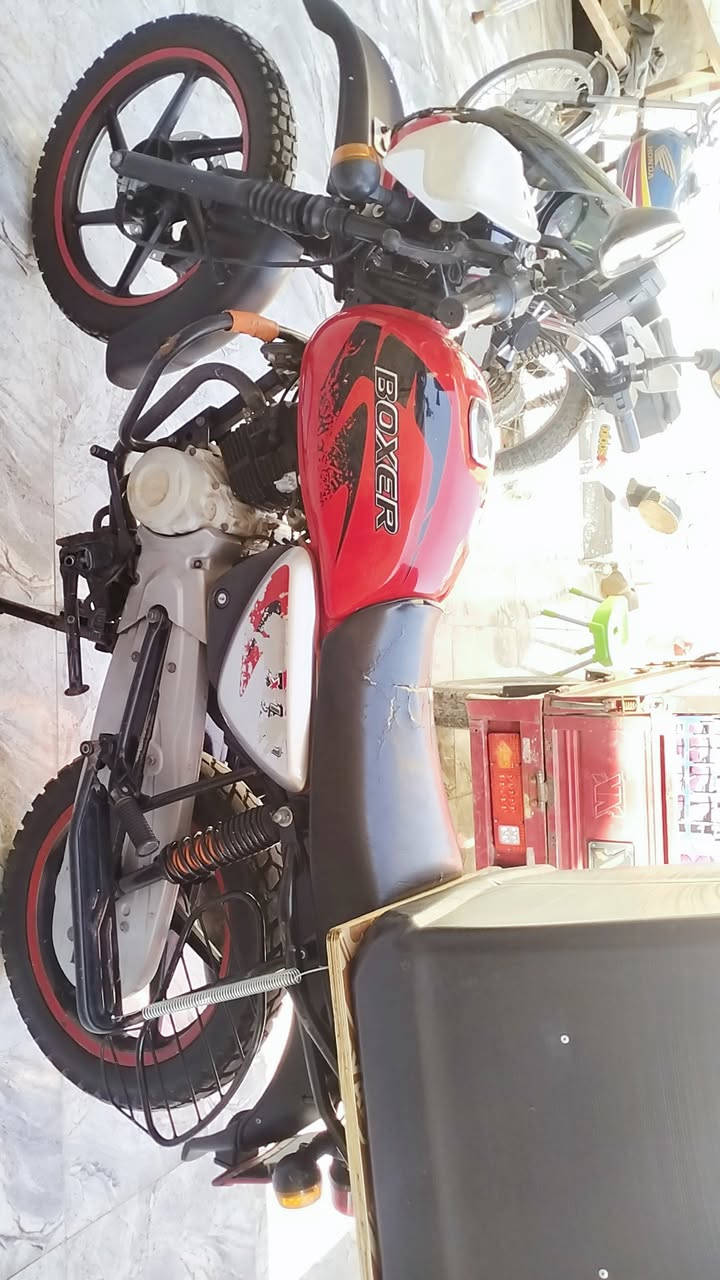 سلام عليكم بوكسر 23جبلي مبدل بستم فقط شاصي مكفول دراجه شلعه ومعدل بيها بس السلف ما يشتغل المغنطه عطلانه مشتريها وما شادها والاشاير محتركه الكلوبات انطيك نواقصها بلمضبوط ماشيه 30الف رقم بغداد عربي وسنويه انكليزي بأسمي سعر 2600وبيها مجال ***********
