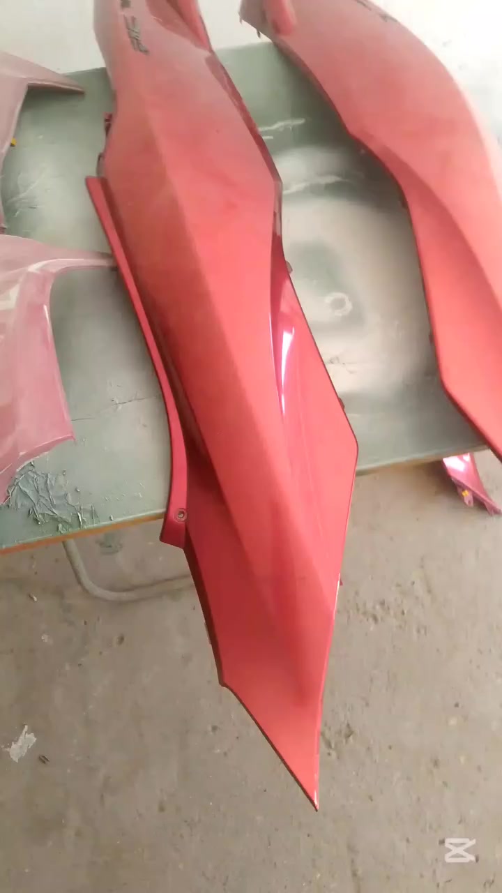 صبغ كفرات دراجه شغل فوووول العنوان بغداد حي اور ***********
