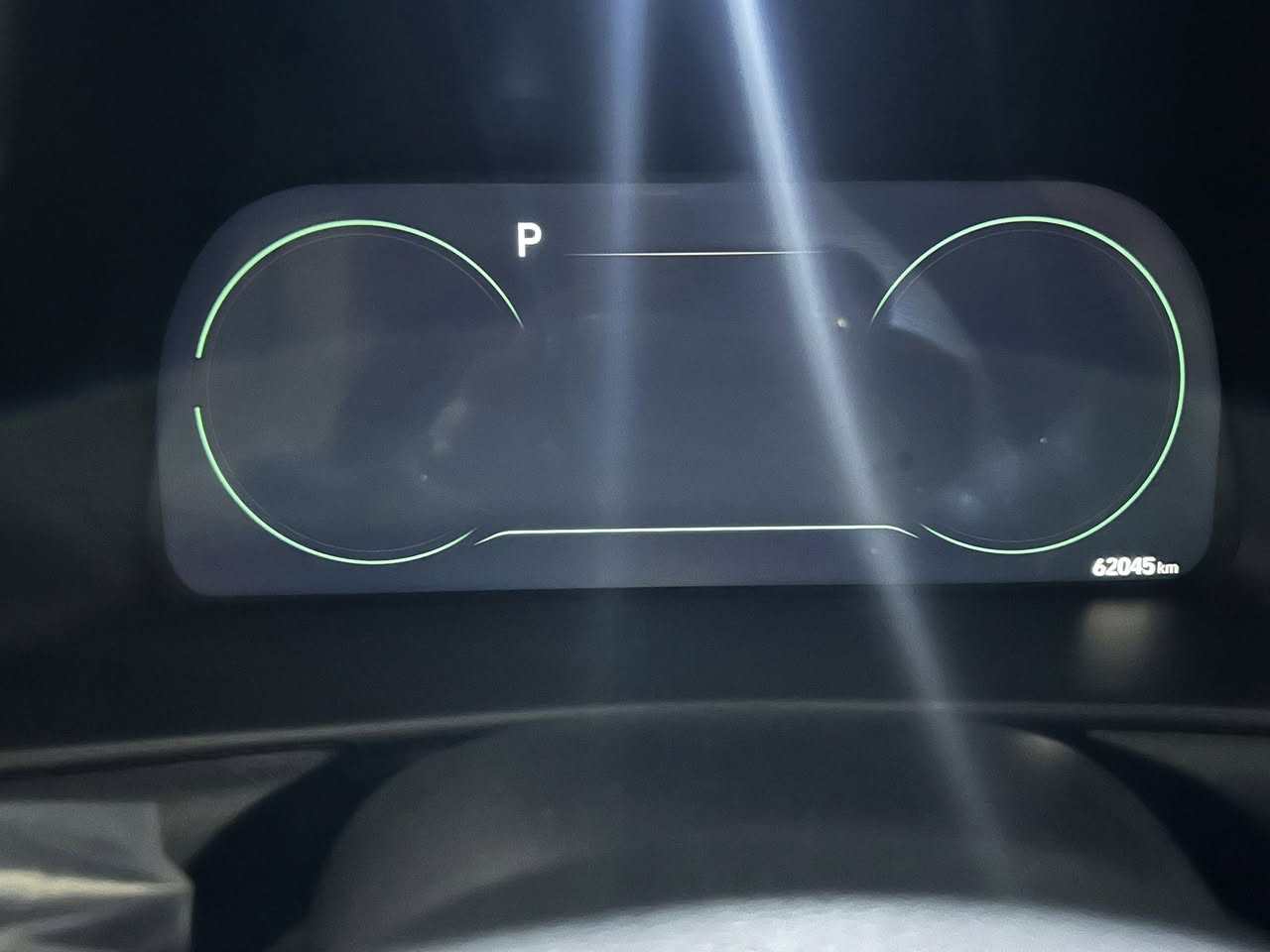 � للبيع – سوناتا هايبرد 2022 وارد كوري 🇰🇷
📍 بغداد

🔥 فل كامل ما عدا بانوراما
✔️ محرك هايبرد اقتصادي جداً
✔️ صرفية ممتازة
✔️ شاشة كبيرة + تشغيل بصمة + CarPlay

🛡️ أنظمة أمان ومواصفات متقدمة:

 • رادار مانع تصادم
 • نظام الحفاظ على المسار
 • كاميرات 360 درجة
 • حساسات أمامي وخلفي

💺 راحة وفخامة:

 • كشنات تدفئة
 • كشنات تبريد

📊 تفاصيل السيارة:

 • الموديل: 2022
 • النوع: هايبرد
 • الوارد: كوري
 • 🔁 الممشى: 40,400 ميل
 • 📄 كلين تايتل
 • الحالة: نظيفة جداً / جاهزة للفحص

💰 السعر: 16,400 دولار

📞 للتواصل (بغداد):
+964 787 372 8421


**إذا كنت صاحب هذا الإعلان وتريد حذفه لأي سبب، رجاءا أرسل رسالة إلى الدعم الفني**