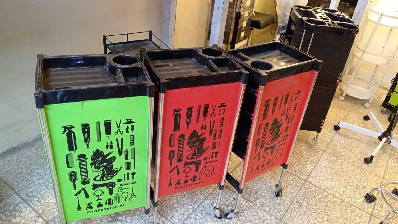 تجهيزات صالونات الحلاقة وتوفير كل موديلات نساني رجالي وتوصيل جميع المحافظات مراسلة صفحة هلاوسهلا *********** واتساب
عرض خاص رجالي
سيت مرايات ٢ ورف ١
كراسي ٢
عربانة ١
