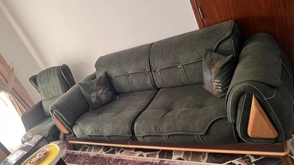 تخم تركي قلاب عشر مقاعد  مستعمل بحاله جيده سعره ٧٥٠ الف
لونه بالصور باهت بالحقيقه لونه عسكري طووخ مكاني حي الجامعه حي حطين  رجاءآ للجادين فقط الاتصال بالرقم 

***********
