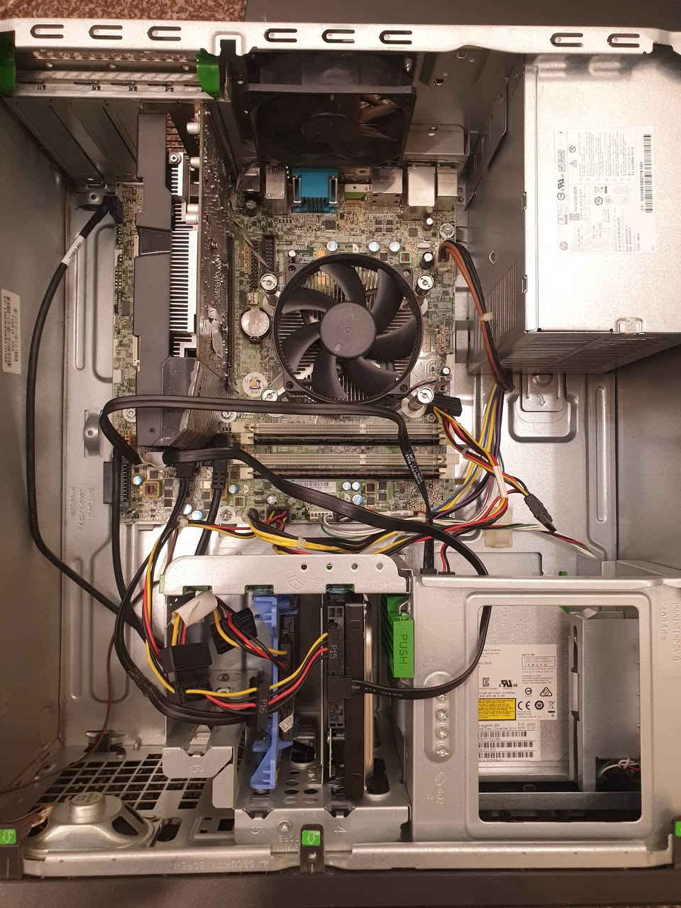 case hp
core i7
ram 16
gtx 1050ti 4g
480 ssd
1 T hdd أربيل, العراق


**إذا كنت صاحب هذا الإعلان وتريد حذفه لأي سبب، رجاءا أرسل رسالة إلى الدعم الفني**