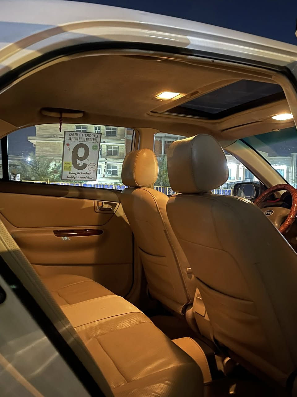 بي واي دي F3
2013 خليجي
مواصفات معروفه  
بيها هلالات معمره ودوس فقط 
***********
