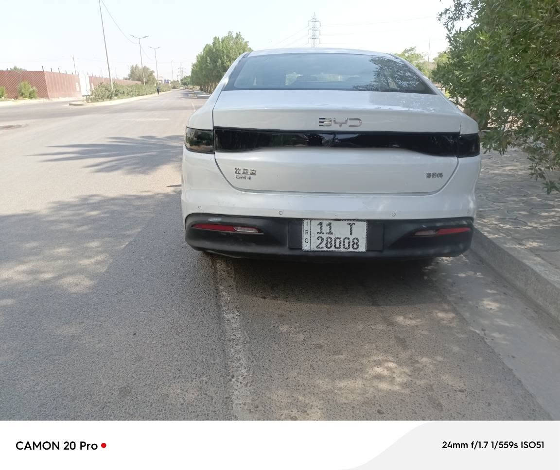 بي واي دي سيل فايف 25 بسعر 17500 مليون عراقي سعر نهائي رقم بغداد باسمي داخل جلد ابيض السيارة صار بيهه حادث خلفي وصلحتهه وهسة جاهزة ما بيهه أي نقص انصبغ بيهه الجاملغ الخلفي والمسطرة مال الجنطة فقط مثل ما ماشر بالصور سعر السيارة  17500 عراقي وسعر نهائي  ما بيهه مجال مكاني بغداد حي الجهاد الاتصال على *********** بغداد, العراق
