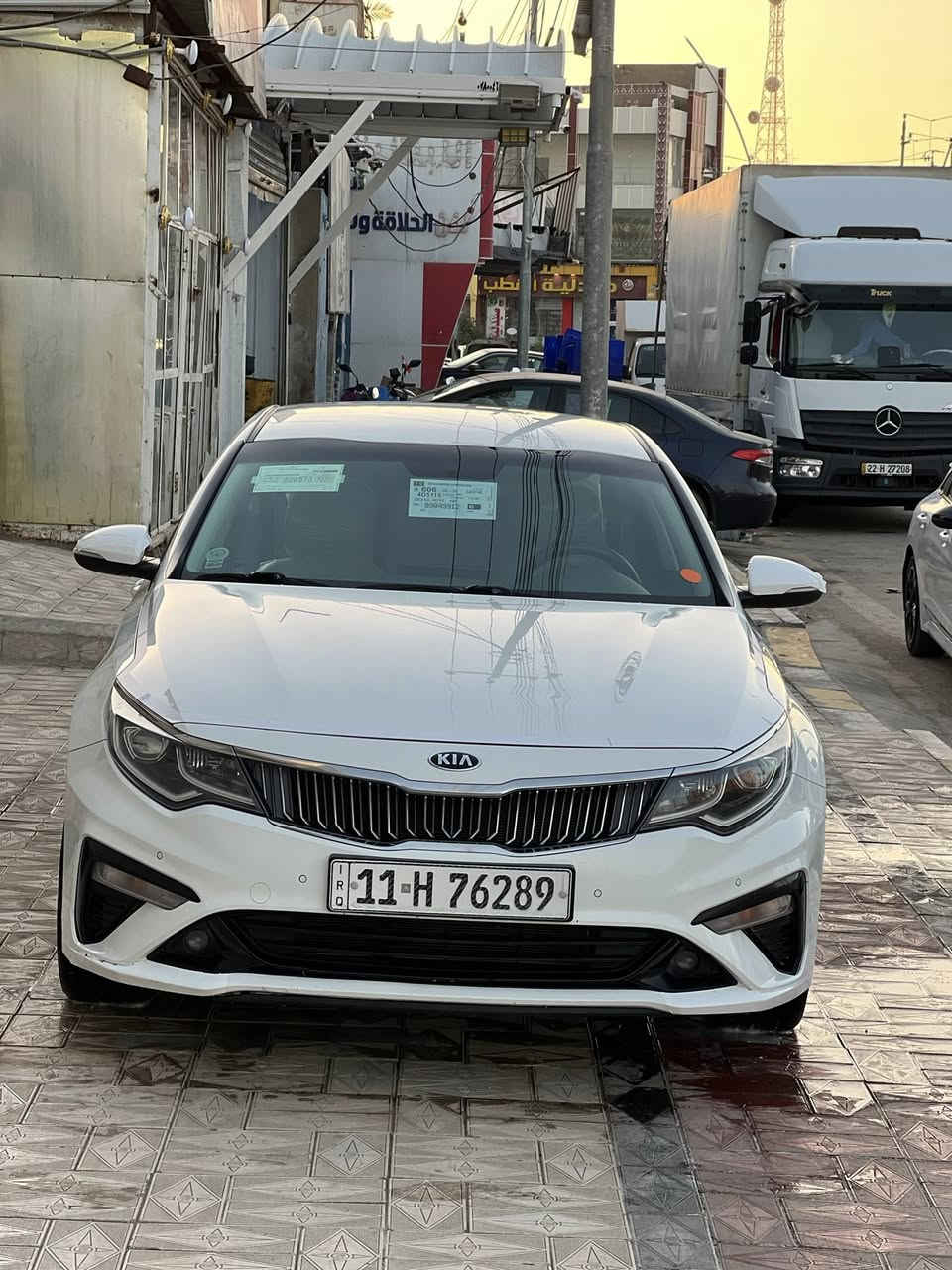 السلام عليكم اوبتيما 2020 خليجي مكفولة كفالة عامه رقم بغداد
مكينة 2400 دوش  ماشيه 110 كيلو. 
السياره نص مواصفات شفتات تبريد قطعتين مري شفط واشاره بالمراية حساسات امامي خلفي تحكم ستيرن جهتين سويچين بيها سياره 
عنواني الناصرية مركز سعرها. 208 وبيها مجال بسيط. 
***********
