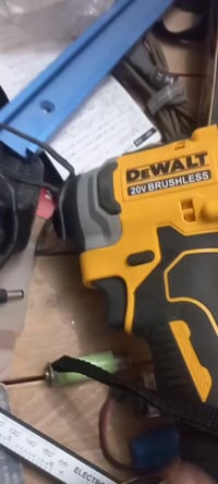 واتساب 07807588827