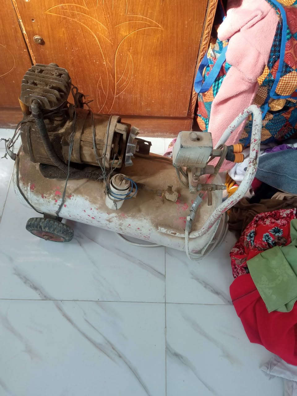 السلام عليكم غراض للبيع


**إذا كنت صاحب هذا الإعلان وتريد حذفه لأي سبب، رجاءا أرسل رسالة إلى الدعم الفني**