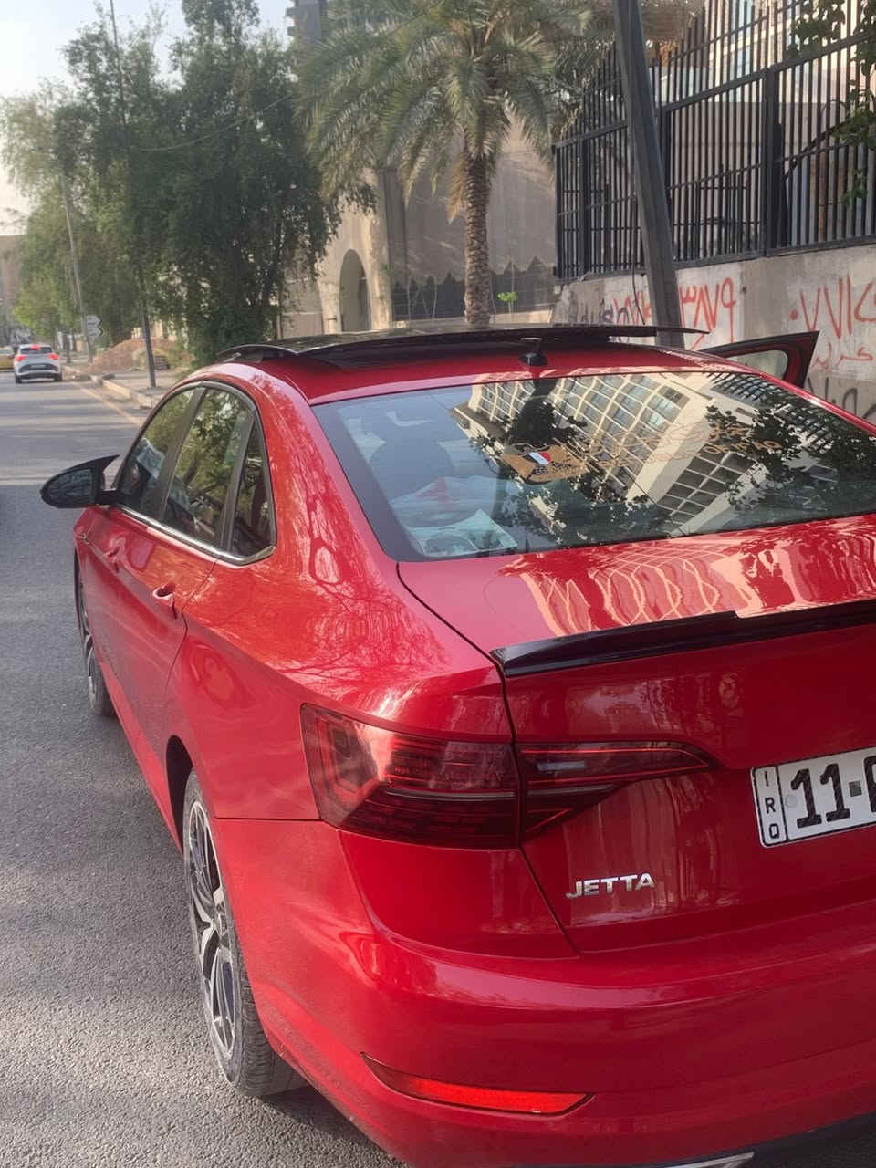 Volkswagen Jetta 2019
سعر بلاشش ١٣٥$ بيها مجال🔥
فوول مواصفات  R, Line
بنوراما
بصمة
رادارات ٣٦٠ درجة
كراسي جلد،كهرباء،تدفئة 
داخل لونين
تحكمات ستيرن
وياله ١٨
ماشية فقط ١٢٩الاف
ضرر❌بنيد وجاملغ وبيها بخات هنا 
ارباك ستيرن و داشبورد اصلي 💯/💯
سيارة مرقمة و بسمي
موجودة 📍بغداد
***********
