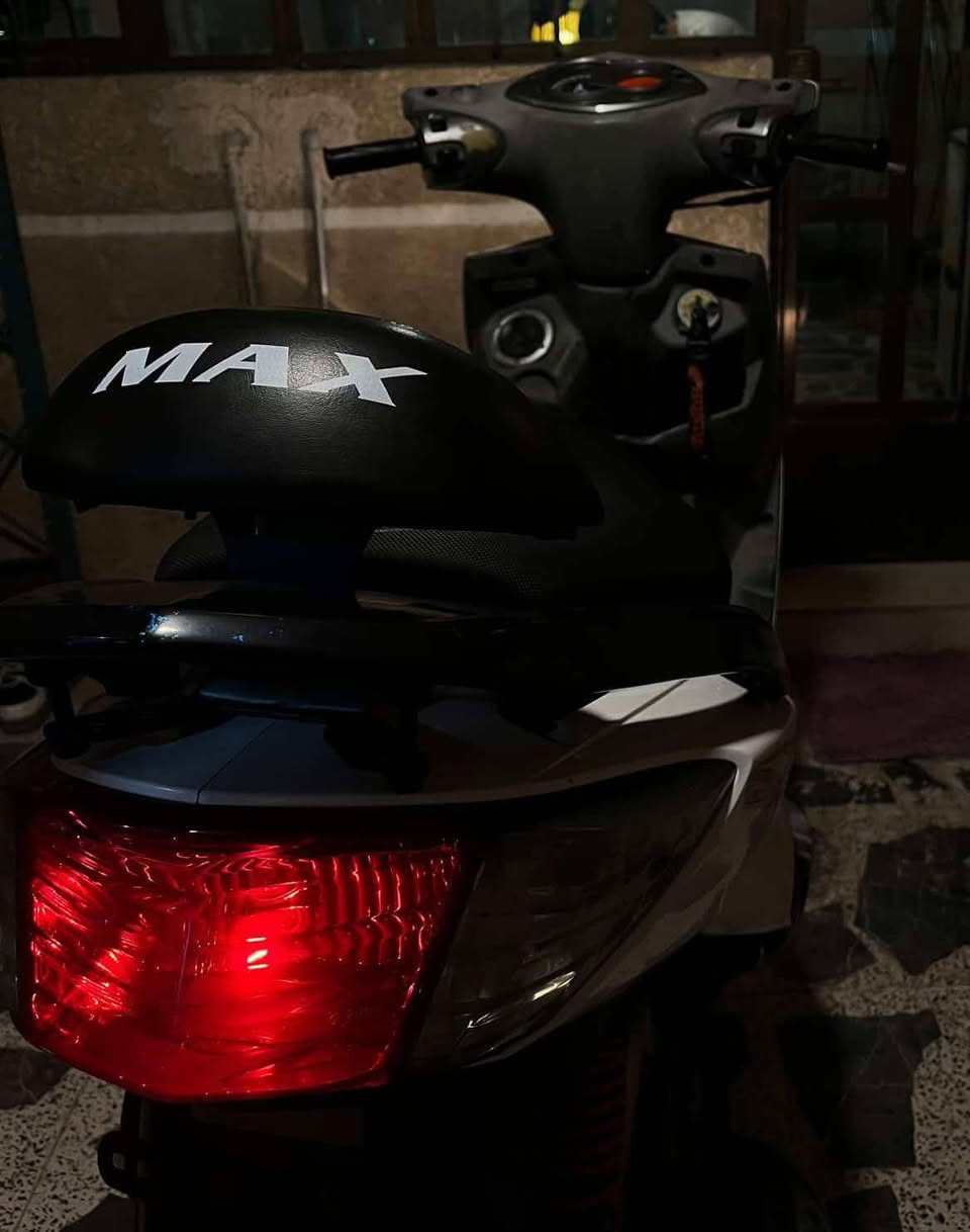 سلام عليكم دراجه سكنز فحل الدراجه بلاديه مصار هواي من نزلتها من الرمبه شهر ونص او اقل دراجه مكينتها خرسه الدراجه كلها بلاد السعر ٨٥٠ وبيها مجال للطيبن وذا مو شراي لا تدخل خاص وتعبني رقمي +964 771 940 9724 واتساب مكاني بغداد حي تونس افاق عربيه


**إذا كنت صاحب هذا الإعلان وتريد حذفه لأي سبب، رجاءا أرسل رسالة إلى الدعم الفني**