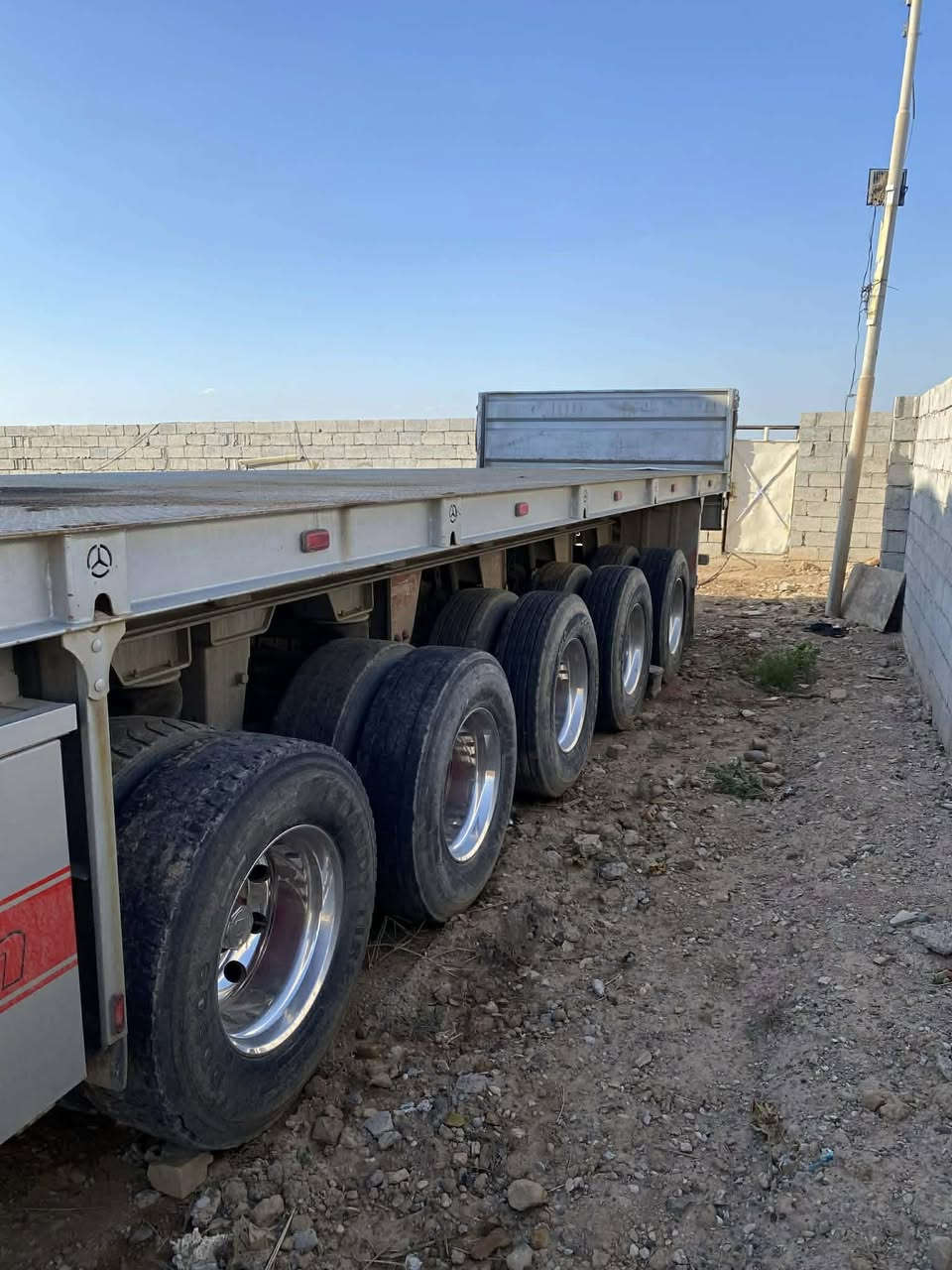 عربانه موديل 2025 عربانه صارلها 4 شهور مفصله ويل كروم تخم تاير حداده العزيزيه للاستفسار *********** بدون فصخ وربط
