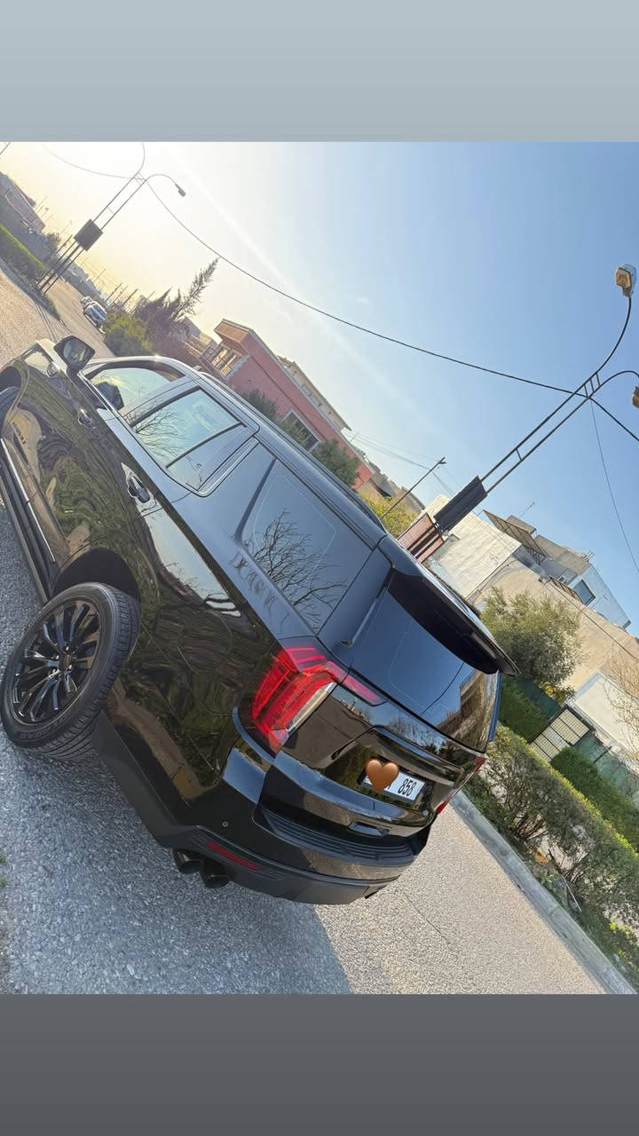 السلام عليكم (GMC DENALI)
الموديل 2023 خليجي وكالة المنصور 
الممشى 60 الف 
مكفوله كفاله عامه من كلشي 
السياره مغلف ppf بالكامل مصارله هواي ضمانه 10 سنوات + بلادك ادشن بالكامل كلشي نيكل بالسياره صاير اسود 
رقم مميز 858 
مواصفات دينالي معروفه للاستفسار ***********
