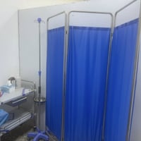 متوفر عيادة للبيع مجهزة من كل شي في الكريعات القصور قرب كازينو هوى دجل...