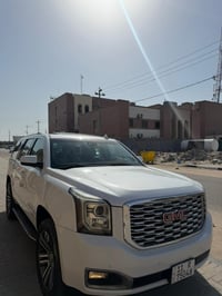 يوكن دينالي • ٢٠١٨ • ٨ سلندر
