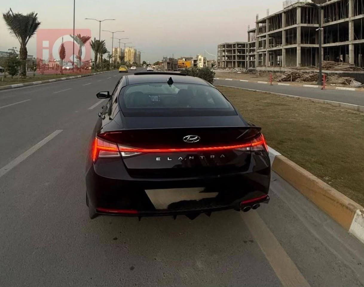 هوناي النترا 2022 سياره زيرو زيرو ماشية 22 تجي تفحص وتگلب عله راحتك واهلاً وسهلاً بيك سياره كير وكينه واحد عله واحد للأستفسار *********** تجي وخليك عله راسي السعر 13الف دولار وبيهه مجال للطيبين لحد يجي يكسر مستعجل عله بيعهه ومتوازي

