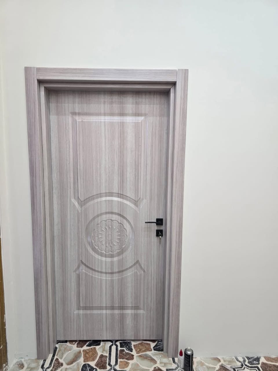 السلام عليكم يتوفر ابواب داخلية تركي ب 190 الف كامل مع الشد يتوفر جميع القياسات 🚪والألوان والنقشات للاستفسار اكثر مراسلة الصفحة او الاتصال ***********
