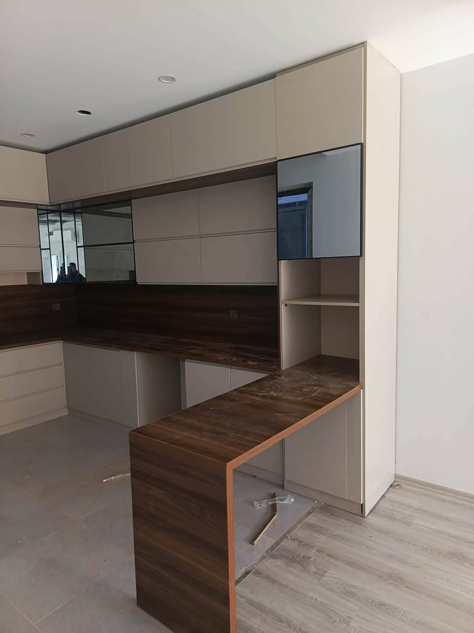 السلام عليكم
كونترات حسب الطلب للزبائن الكرام تورونا بكل وقت
***********
