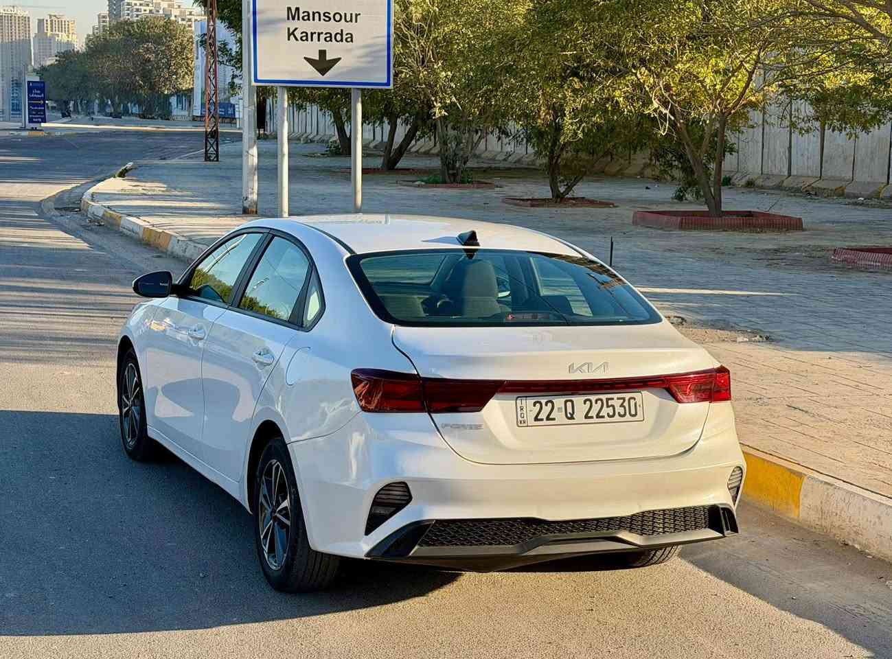 السلام عليكم للبيع فقط بدون مراوس
كيا فورتي  موديل 💯2023💯
ماشيه 50mمشي امريكا. سيارة. جديدة. اي نقص مابيها
دخول جديد وترقيم اربيل جديد وهزه جديده تحويل لو وكاله مضمون
• المحرك: 2000 دوش
• شاشه تدعم الكاربلي + كاميرا خلفية
• رادار أمامي
• 3 أنظمة قيادة
• تحكمات ستيرن+ نظام تحديد المسار
• السيارة نظيفة جداً وجديدة بمعنى الكلمة بدون اي نقص

حادث جاملغ خلفي صبغ. وشوية. بارد بل بنيد ايرباك راجعات سستم بدوون. دواخل 💯 وبدون اي نقص 

العنوان / بغداد العطيفية
السعر ١٥٢ وبيهة مجال بسيط
للأستفسار 📞  ***********
