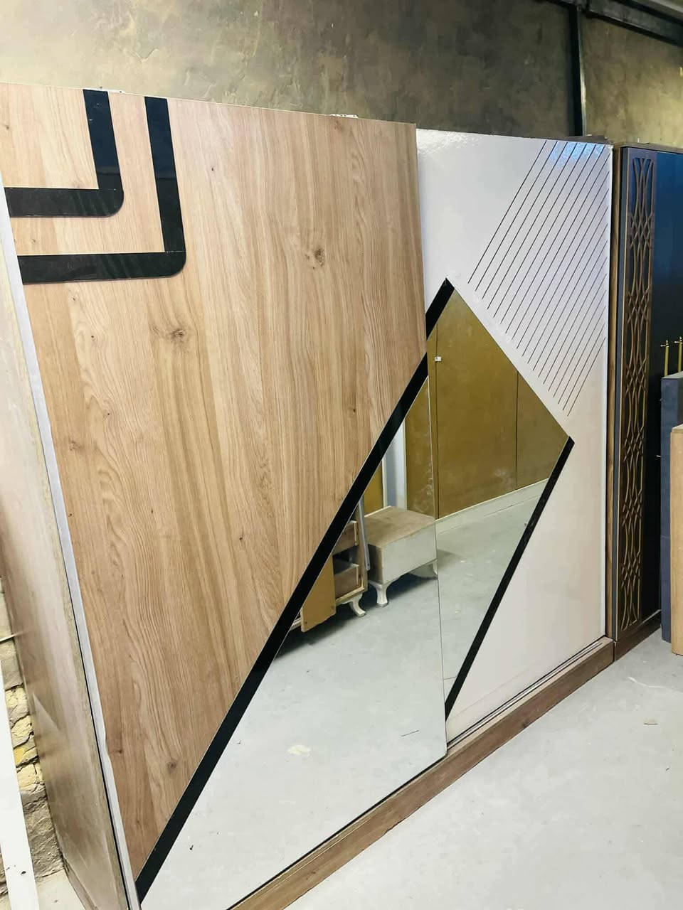 غرفه ترڪي مستخدم 🇹🇷
5قطع 
نضافه 85\💯
نضام سلايت  💢
السعر 400💸
مع شد🪛 ونقل 🚚  مجاني  داخل بغداد  محافظات بكروه


**إذا كنت صاحب هذا الإعلان وتريد حذفه لأي سبب، رجاءا أرسل رسالة إلى الدعم الفني**