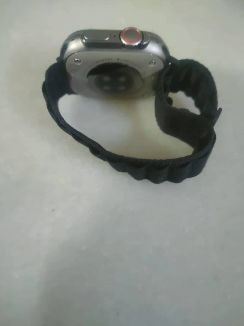 للبيع ساعة تاتش ذكية مع كل التطبيقات بتدعم شريحة وكرت ذاكرة
ناقصها شاحن لاسلكي


**إذا كنت صاحب هذا الإعلان وتريد حذفه لأي سبب، رجاءا أرسل رسالة إلى الدعم الفني**