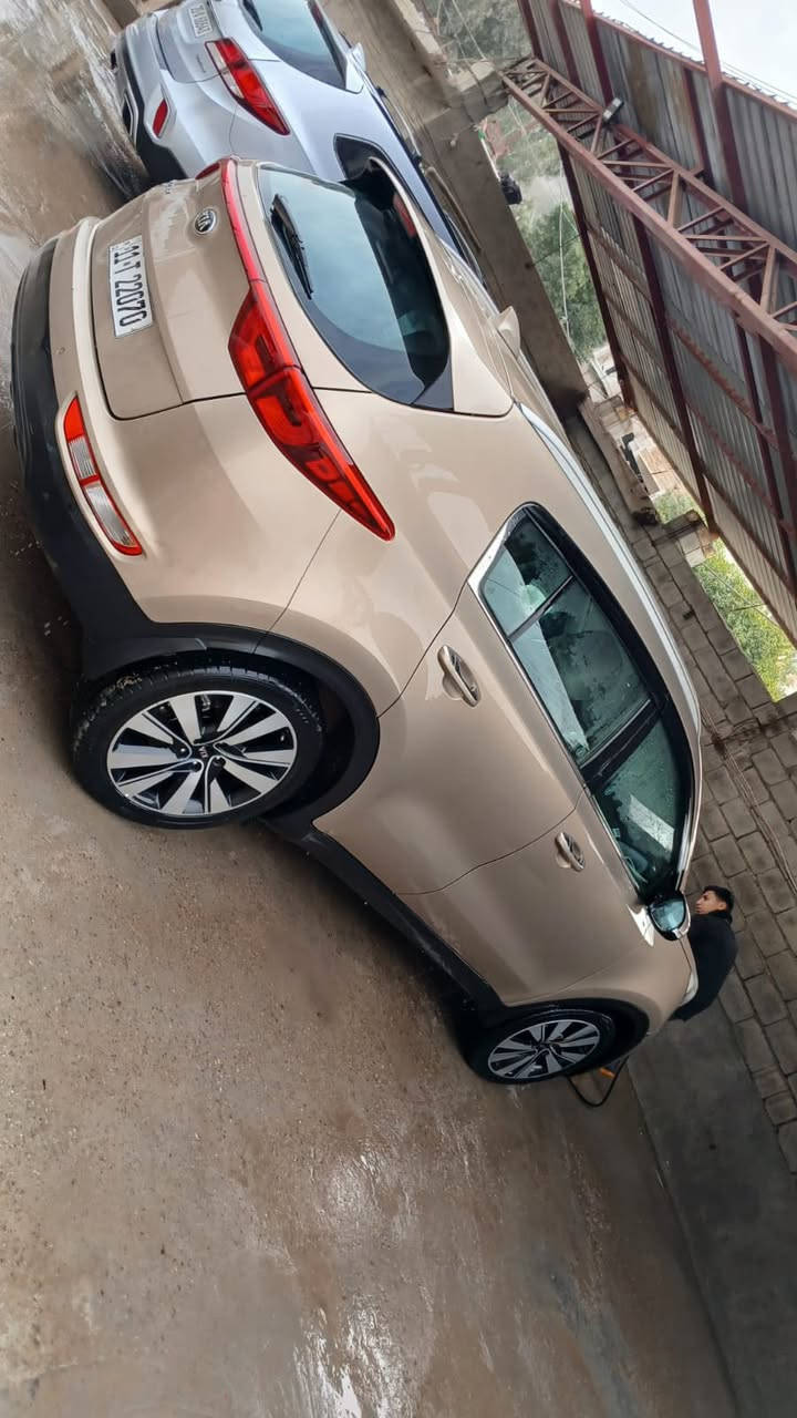 يا الله
سبورج 2017 خليجي 
بيع او مراوس بسبورتج او توسان او راف فور احدث
اللون برونزي (ذهبي)
رقم بغداد الدولي بأسمي تحويل مباشر
مواصفات الخليجية الاعتيادية قطعتين تبريد مري شفط حساسات كامرة دوارة لايت زنون وباقي المواصفات المعروفة
السيارة مكفوولة كفالة عامة من الصبغ والضربة
بيها بارد على 4 اصابع باب الصدر فقط محرك كير حدادية صدر تبريد تدفئة كلة كفالة وجاهزة من كال النواحي 
مكانها ديالى بعقوبة 
للاستفسار اكثر ***********
واتساب او اتصال
السعر 170 وبيها مجال
