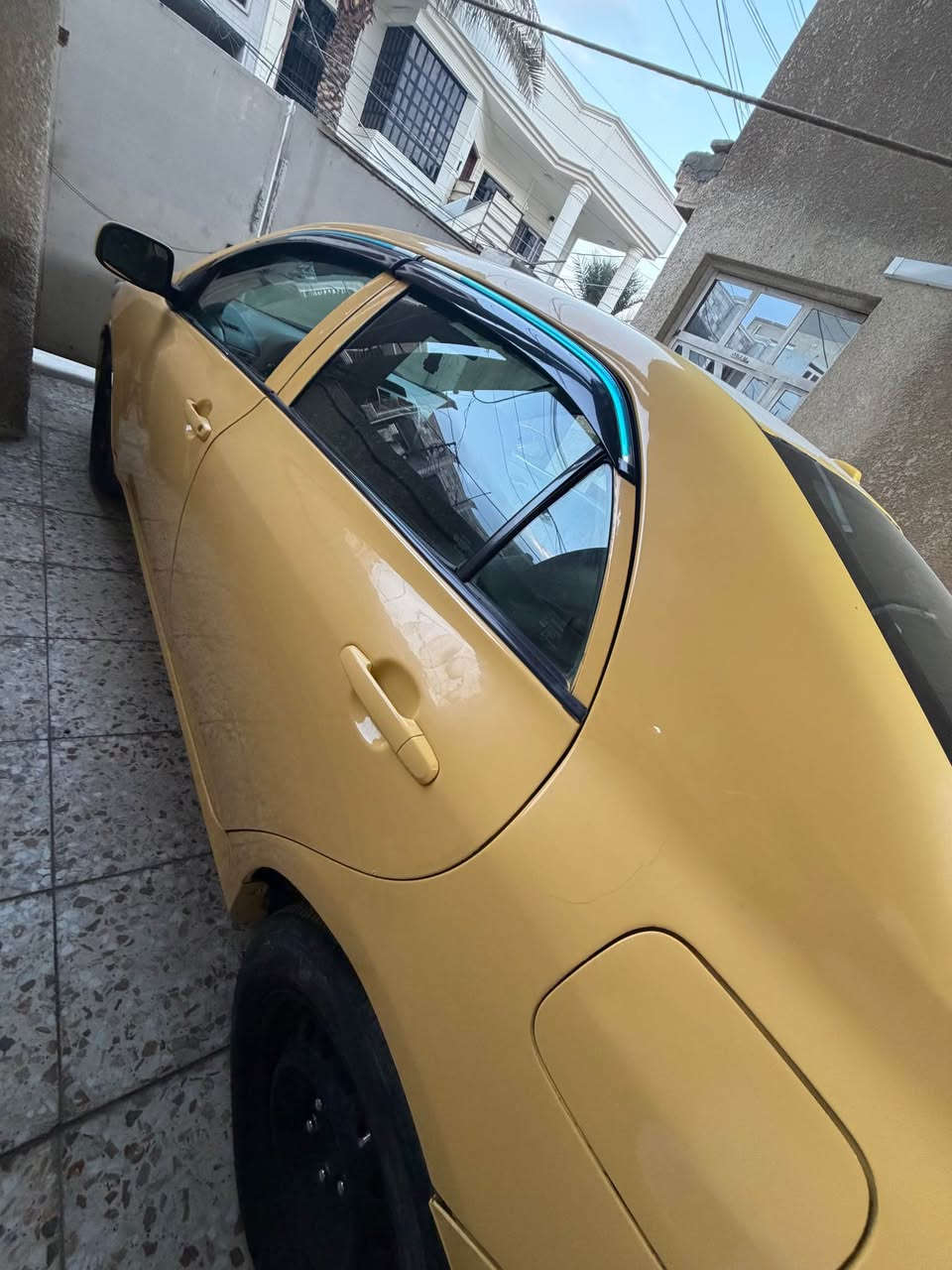 كورلى 2007 
السياره جاهزه مبيها نقص 
حدادياتها زينه 
تخم تايرات 
بيها جاملغ خلفي وقبق الجنطه بجمها كبس 
رقم جديد هيئه مصفره
رقمي *********** بغداد, العراق
