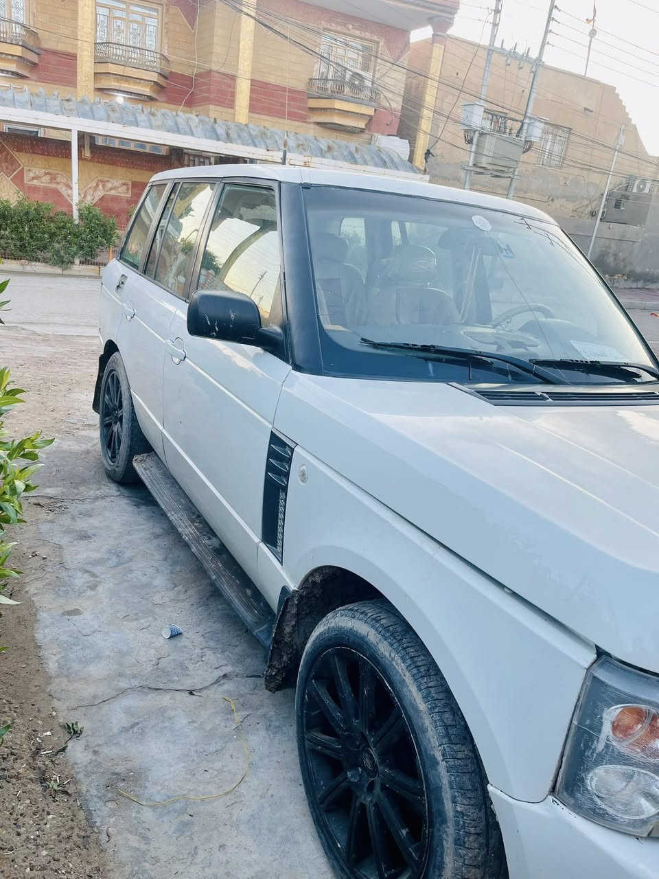 رانج روفر  مكفول من الكص 
ادوات ادوات ادوات متوم ارقام وسنوية طبق الاصل
فول مواصفات 
كشنات جلد كهربائي
فتحت قمارة 
مكينة ستاركس مسكر وكيرها بلادي 
كهربائيات كلها شغالة 
مكان ميسان السعر 48 
***********
***********
