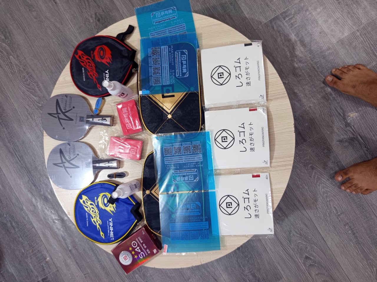 متوفر خشبات مضرب عدد 2 ماركه yinhe طوبات عدد6 حقائب عدد 4 غراء عدد 2مطاط عدد ثلاثه ماركة ping pang Wangاسفنجات عدد 2 اغلفه عدد 4شريط لاصق عدد 2 السعر 120 عرض أقل


**إذا كنت صاحب هذا الإعلان وتريد حذفه لأي سبب، رجاءا أرسل رسالة إلى الدعم الفني**