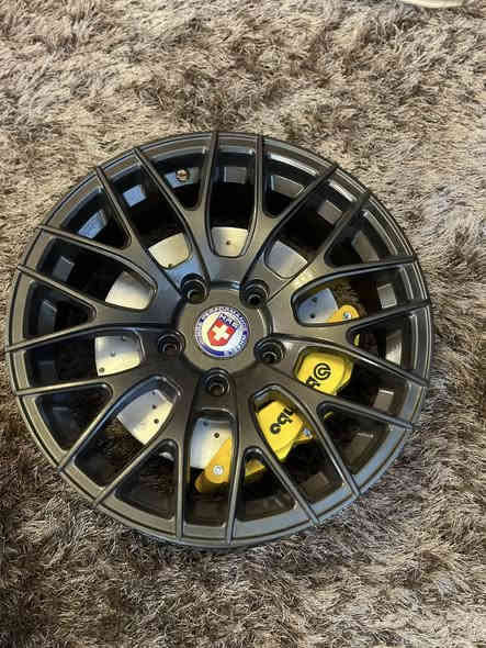 السلام عليكم 
ويلات قياس 16 اصليات حاوية نقشات حلوة مميزة يرهمن عل كورلا هايبرد وعل كوري بصورة عامة
سعر الفيلي 375 الف 
الاحمر 350 الف 
بغداد مجمع مشن تقاطع زيوت معرض الصفار يتوفر توصيل 
للاستفسار واتس اب ***********
