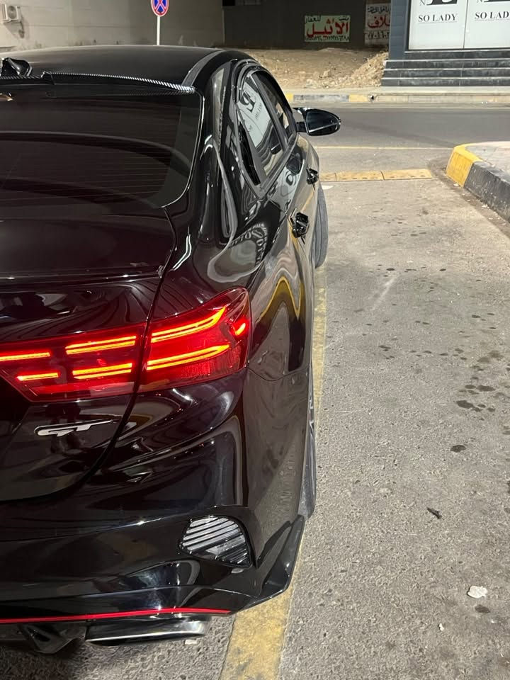 السلام عليكم
فورتي 2023 وارد امريكي 

لون اسود 

رقم دهوك 

حادث فقط بنيد وجاملغ بدون ايربك 

مكينه 1600 تيربو

عدد المسافه 35ميل

موصفات GT

بصمه +فتحه 

كشن جلد حضان

كشنات تدفئة 

رادارات امامي + جانبي 

تنظيم مسار قيادة 

قياده ذاتيه 

جنطه ذكيه 

الايت زنون 

يده الايت ذكيه تفتح العاليه أثناء العتمه 

السياره جاهزه من تبريد من تايرات 

مابيها اي نقص 

السعر 138 وبيها مجال 

مكاني موصل 

***********

