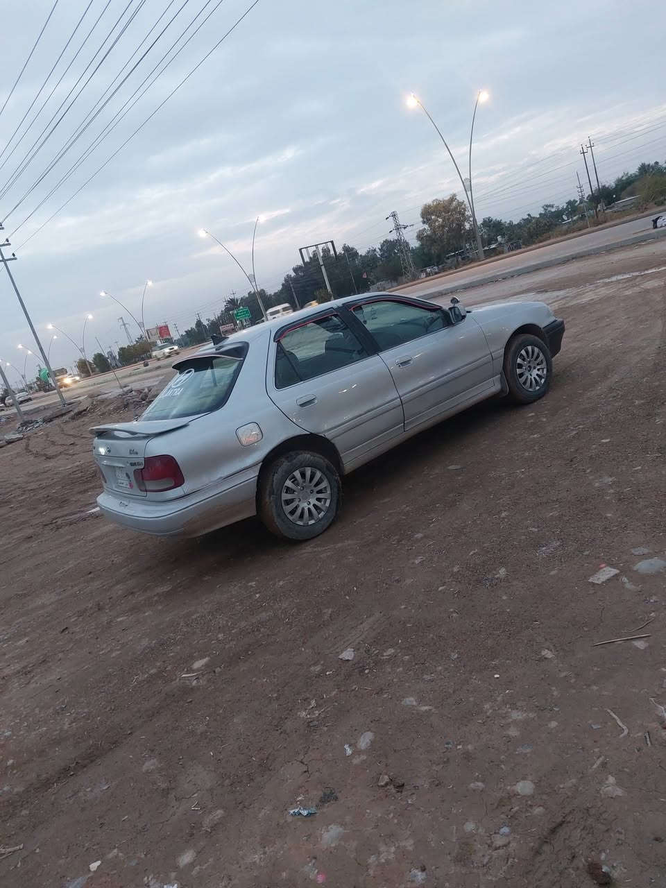 سياره النترا دمعة للبيع جاهز من كلشي وخير من الله فريممات جديده موديل 94 سنويه 2026  رقم ديالئ  تدافه شغاله السعر 37 وبيه مجال بسيط مكان ديالى الخالص التحويلة منطقة الغوالبه مايشتري لا يكسر بحلال العالم  او مراوس عادي حسب القناعه
***********    ***********
