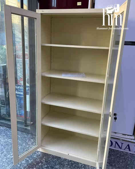 دولاب جام ⭐️بقسط 15 شهرياً فقط!⭐️
الطول 180 سم
العرض 80 سم
ارتفاع بين الخانات 35 سم
📍 أماكن تواجدنا:
✅ الفرع الأول: الشالجية – قرب دائرة السكك – مجاور هايبر حسين كامل
✅ الفرع الثاني: بغداد – الكرادة – شارع المسبح مقابل قرية دجلة

📅 أوقات الدوام:
🕙 من 10 صباحًا حتى 11 مساءً
(عدا الجمعة: عطلة الجمعية )

📞 للطلب والاستفسار:
📌 قسم المبيعات: ***********
📌 للاستفسارات: *********** – *********** – ***********

✨ زورونا أو تواصلوا معنا عبر صفحتنا للحصول على أفضل العروض! ✨
