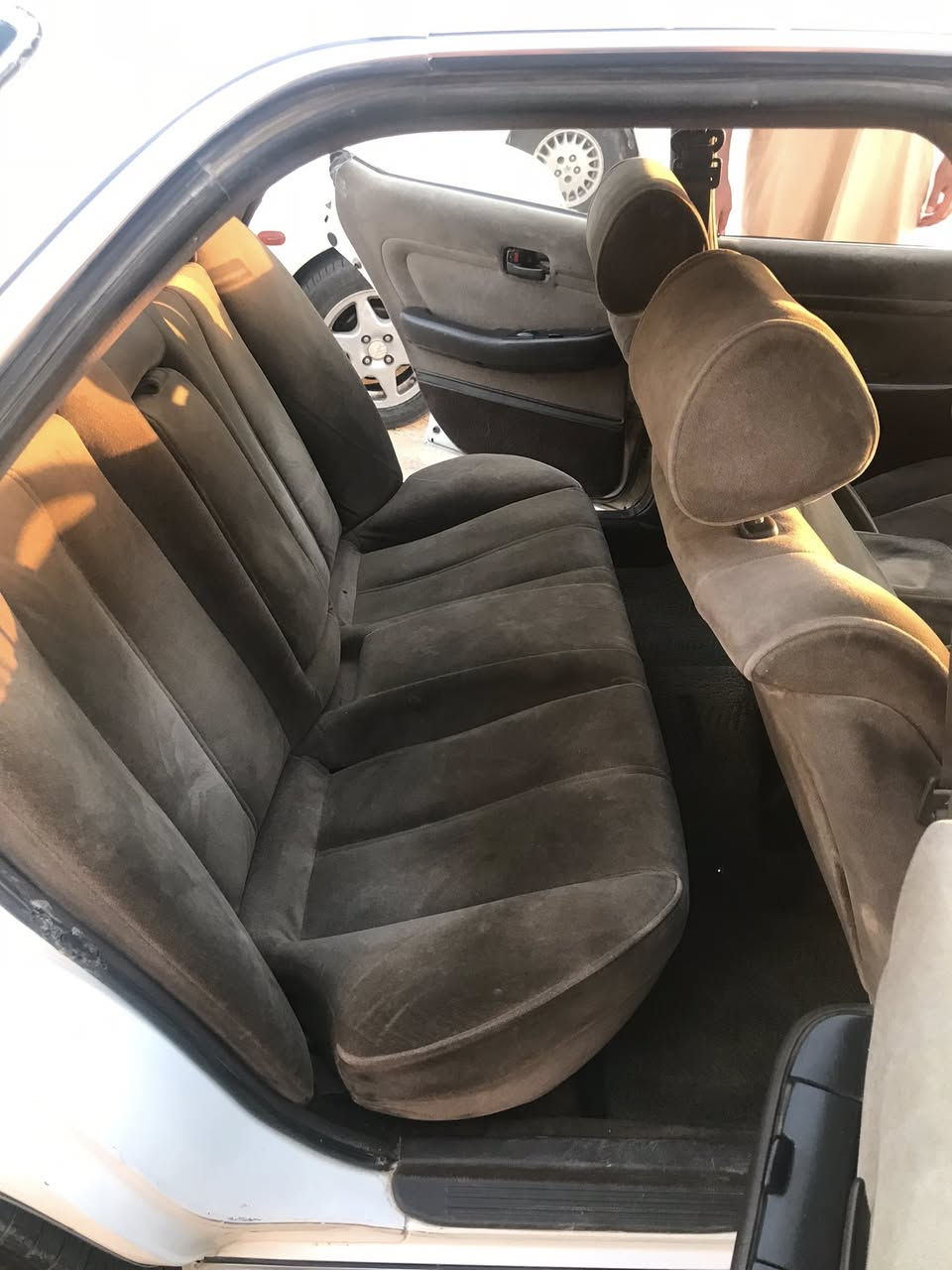 السيارة مكفوله بلاديه  بيه الجاملق البصف السايق ضربه خفيفه الاستفسار الاتصال على *********** او عل الخاص
