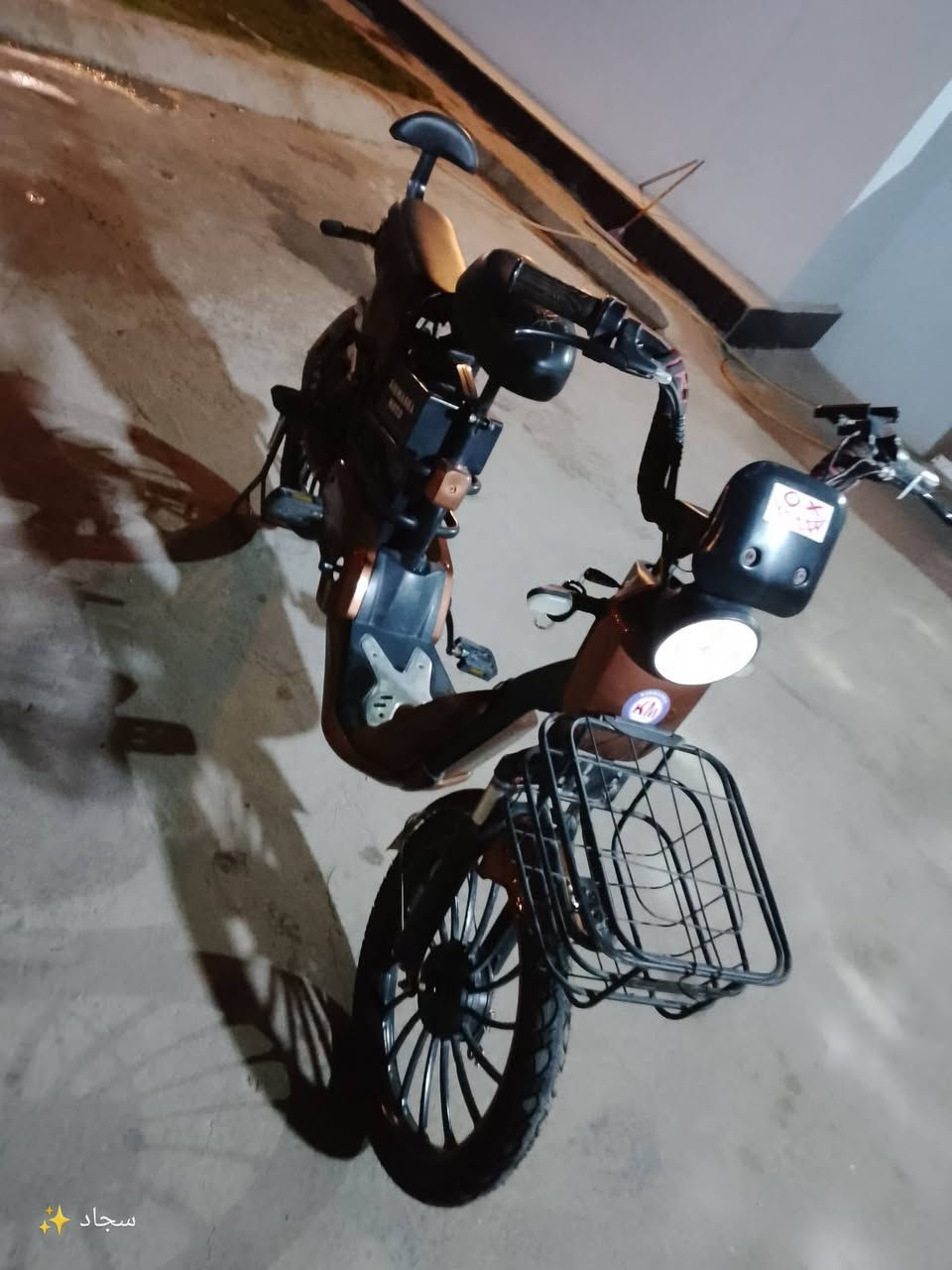 السلام عليكم بايسكل شحن للبيع البايسكل جديد ما ابي اي ضرر بس البطاريات مستهلكات والباقي كله جديد المكان بابل حله ابي غرق السعر والستفسار اتصل على الرقم ***********
