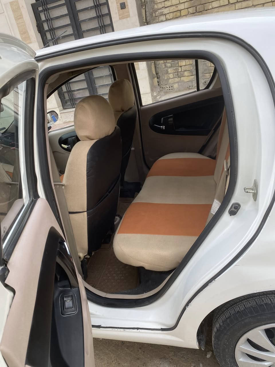 للبيع جيلي باندا موديل ٢٠١٣
ماشية ٧٨الف 

السيارة حلوة ونظيفة استخدام نسائي

تبريد يخبل 

كير ومكينه خير من الله

شاشة اندرويد 

كاميرا خلفية

داش كام 

بيهه ملاحظات بسيطة موضحة بلسونار 

شرط التحويل 
العنوان بغداد حي اور قرب فلكة صباح الخياط
السعر ٥٢ وبيهه مجال للشراي 

للاستفسار ***********
