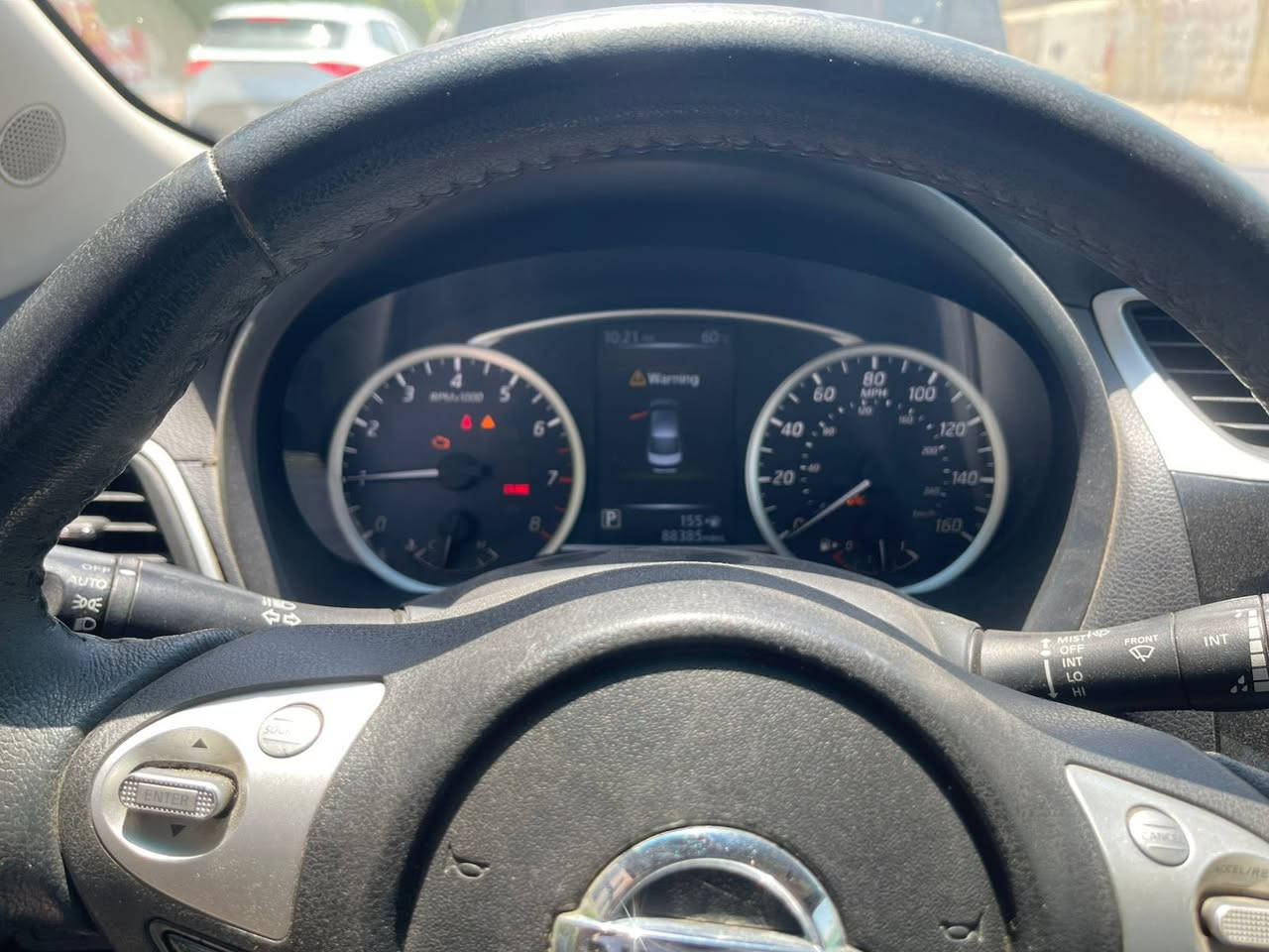 نيسان سنترا 2018
فئه الsv
تكون نص مواصفات 
ماشيه 91 الف ميل
بصمه 
بصمه أبواب 
كامره خلفيه
تحكم سرعه
Eco,normal,sport
قياده ذاتيه
ضربتها بجم فقط ايرباك ستيرن طاك
مبدل بنيد ودعاميه 
والچاملخ مصبوغ كما موضح في الصوره

السعر 105$ وبيها مجال 
لل استفسار ***********
