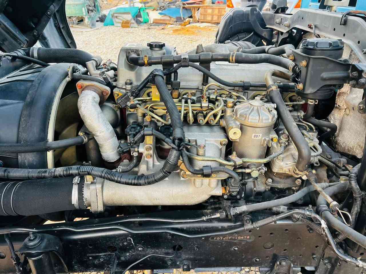 اللهم صل ع محمد وآل محمد 👍🇮🇶🇮🇶
هينو شيطان كابسه نفايات كبسه 10 مكعب 
مكينه 5 سلندر كهرباء دخول جديد 
 معرض النصر / قضاء النصر / ذي قار 
***********
***********
