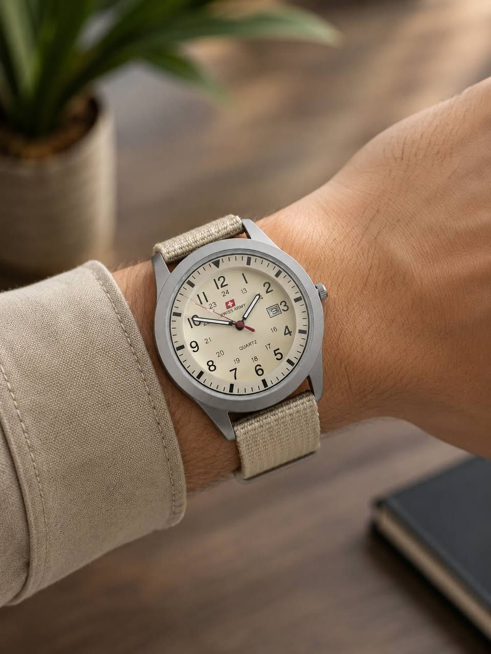 ساعه من ماركة سويس ارمي (SWISS ARMY)
______________________
ساعة سويسري عسكري لون بيجي
▫️مكينة كوارتز 
▫️الضهر مختم 
▫️طلاء ثابت 
▫️تاريخ شهري
▫️سیر کتان مقاوم الحريق ومريح لليد
▫️مقاومة للماء
▫️مقاومة للصدأ
مكاني:قضاء المدينه
ساعة مع علبة بـ15 الف


**إذا كنت صاحب هذا الإعلان وتريد حذفه لأي سبب، رجاءا أرسل رسالة إلى الدعم الفني**