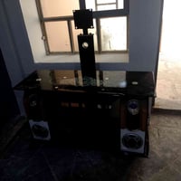 ميز • بلازمه • للبيع