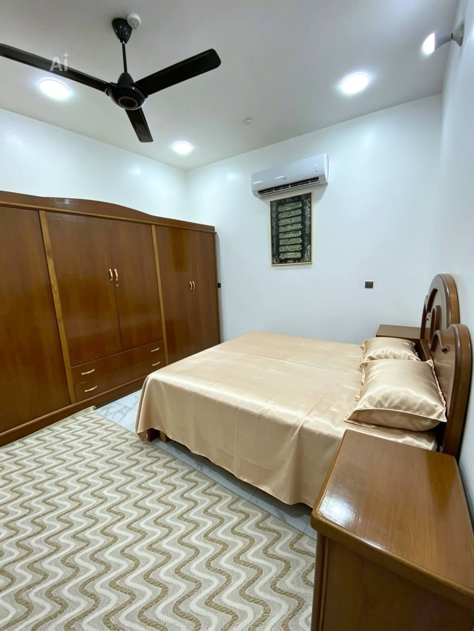 ✨ دار حديث VIP للبيع - مـلك صـرف زراعـي ✨  
📍 بيت سعود | مناصفة والسند 25 | بناء 2025

🔥 طابقين | تشطيب VIP سوبر ديلوكس | استلم واسكن 🔥

📐 مواصفات الأرض:  
▫️ 105م² | واجهة 8.5م | نزال 12.75م | شارع 6م  

🏡 مواصفات الـVIP:  
✅ 5 غرف نوم ماستر 🛛  
✅ صالة استقبال ملكية + جبسن بورد + إنارة مخفية  
✅ مطبخ أمريكي VIP مجهز بالكامل 🍳  
✅ 3 صحيات سيراميك إسباني 🚿  
✅ درج مرمر طبيعي + محجر ستيل وكريستال  
✅ تبريد سبلت + سبوت لايت + سيراميك درجة أولى  

💰 السعر: 230 مليون - قابل للتفاوض للجادين فقط  
📞 للمعاينة الفورية: ***********

#دار_حديث_VIP #بيت_سعود #للبيع #ملك_صرف #السند_25 #بناء_2025
