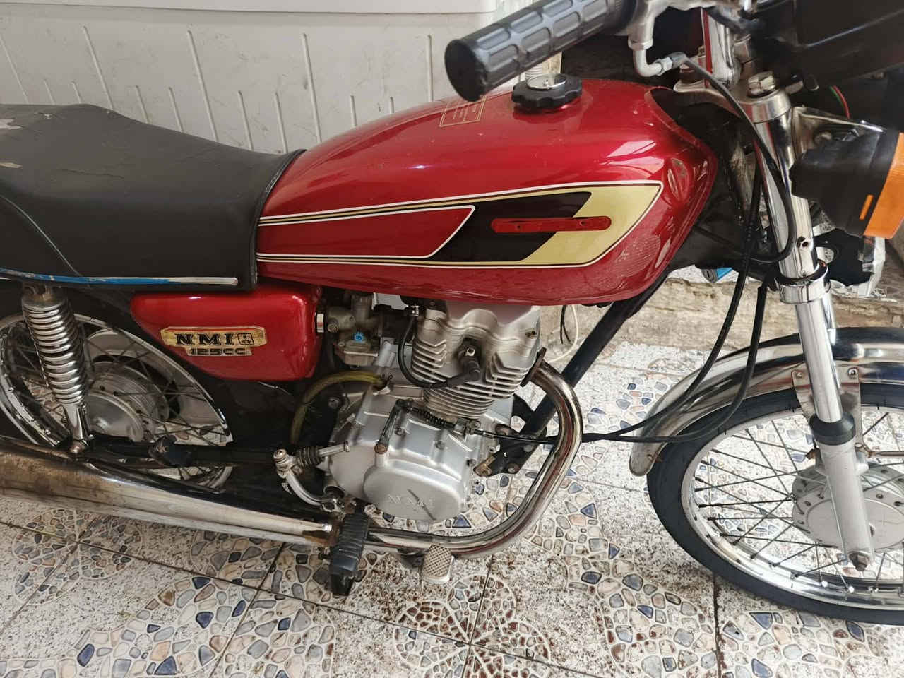 سلام عليكم دراجه لبيع نامه نضيفه مفتوحه مره وحده دراجه خير من الله لمكان لعماره حي لعسكري مكلف بنشر سعر 650 ***********
