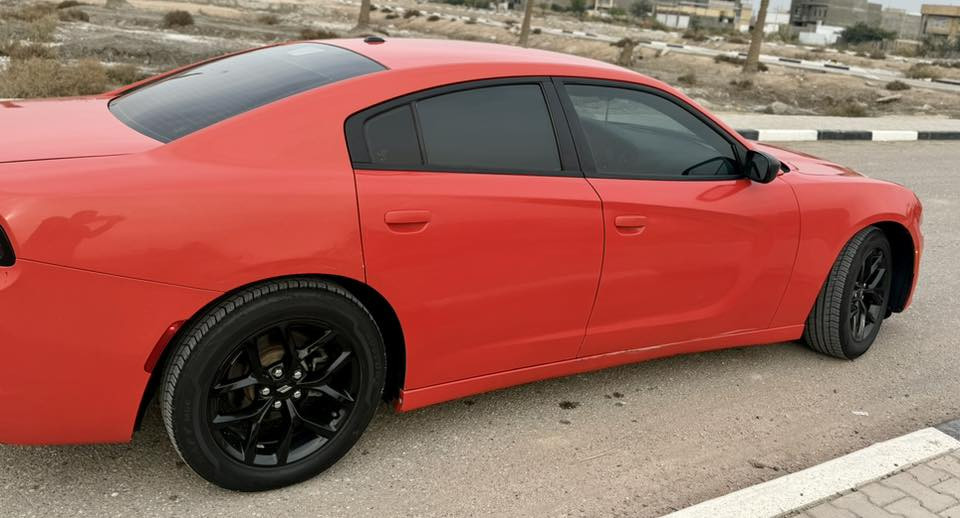 جارجر 2019
محرك : 3600     
تو ويل رقم بغداد الجديد 
 الحادث بامريكا بيه فقط التكمه جهه السايق شي بسيط اما بالعراق باب الصدر والجاملغ مصبوغات حادث بسيط بدون اي دواخل ايرباك سليم جاملغ السايق بارد كد شبر 
مواصفات السياره SXT شاشه وسط تشغيل عن بعد بلاجكتور امامي كامره خلفيه  كشنات جلد وباقي المواصفات معروفه sxt
السيارة جاهزه من كل النواحي حداده تايرات اي نقص مابيه
السعر خابر وتدلل
***********
العنوان البصره
