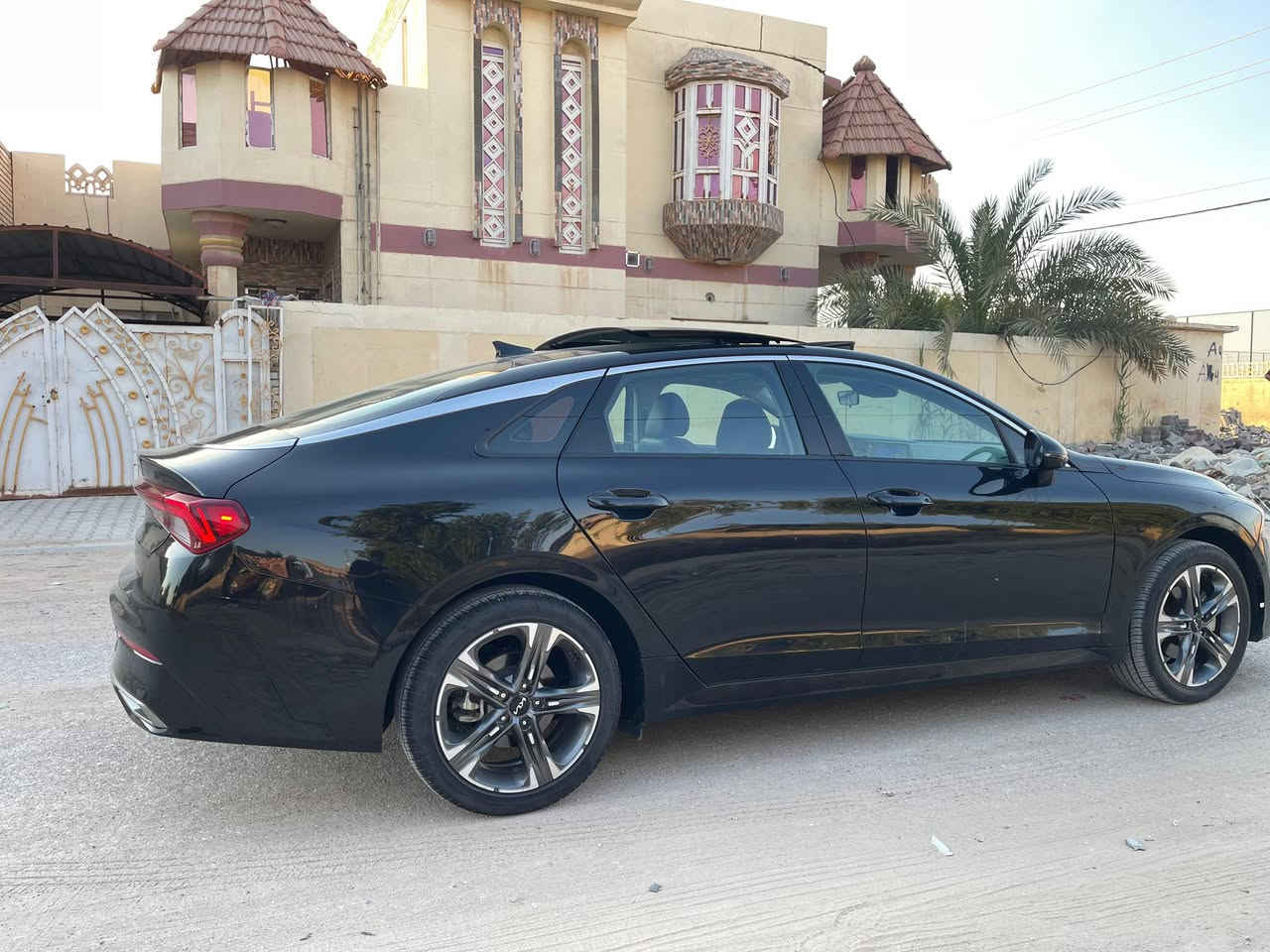 k5 2024
فئة Ex 
فول الفول 
محرك 1600t
ماشيه 44الف mi 
بصمه تشغيل
تشغيل عن بعد
تبريد قطعتين
شاشه كار بلي
لايت 5 عدسات
رادار امامي خلفي جانبي 
3 انظمه قياده
سايد بريك بصمه
كشنات جلد تدفئة تبريد
خمس كامرات محيطيه
ضرر جاملغ ايمن عكس السائق 
تبديل حاويه نفس اللون 
بدون صبغ
ارباك ستيرن 
السعر 166$ مجال بسيط
صور الحادث ورقم الشاصي مرفقه مع الصور
***********
