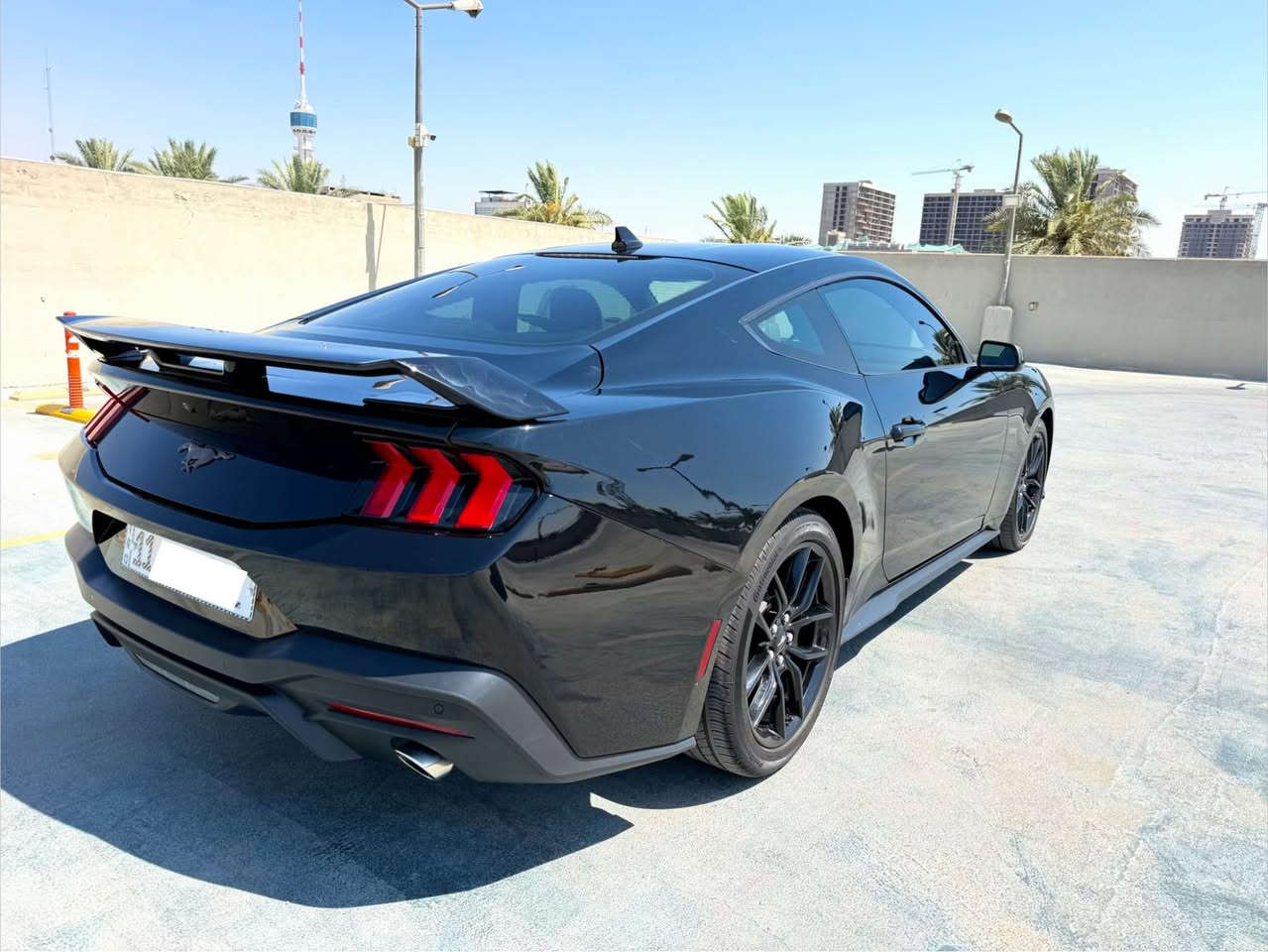 السلام عليكم 
فورد موستنك exhoboost 
موديل 2024 
قطعه واحده صبغ و كلير فقط 
بدون ايرباك ، ممشى 20000 mail 
السيارة جديدة و بحالة الوكاله 
رقم بغداد . السعر 23800$
للاستفسار : *********** بغداد, العراق
