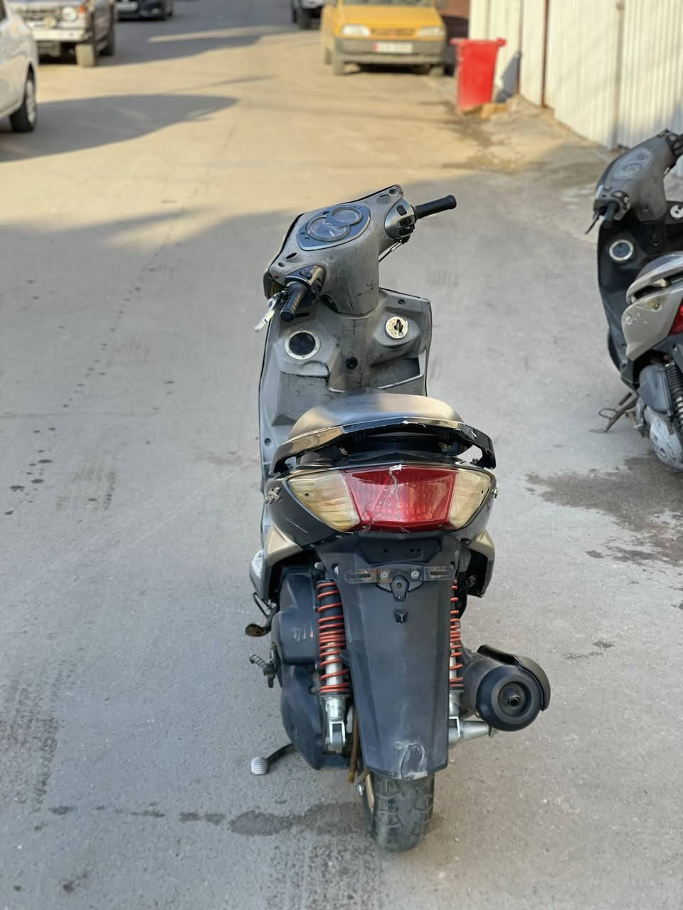 سكنس فحل كابريتر كولد رمبه دراجه نازله قبل ٥ايام مازده عسلي وياله ذهبي سمجه كفر ذهبي يدات بريك رياضي مال بره مو هنا كهربائيات كلها شغاله عالي ناصي دبل اشاره نكره سلف بكل وقت شلعه معدل خير من الله كلش حلوه كفرات ختم واحد ويه سوادات الملح دراجه رمبه رمبه!! سعرها 775وبيها مجال باقي تفاصيل اتصل وتدلل مكاني بغداد الاعضميه رقمي***********
