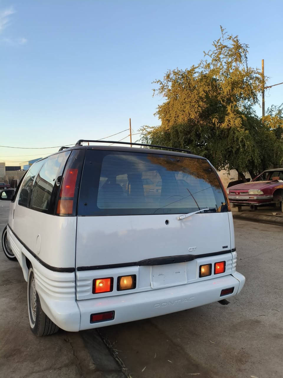 سلام عليكم بونتياك موديل 1992 للبيع رقم كركوك سنوية خضرة  شرط التحويل  سيارة خير من الله مصبوغ عام جمالية محرك بالشرط كير حاوية جديد بس الكير. بي مشكلة صغيرة. تخم ويل جديد تايرات نظاف داخلة نظافتة حلوة بس بي شوية نقوصات 
سعر 25 ورقة وبي مجال حك جية مكان كركوك
***********
