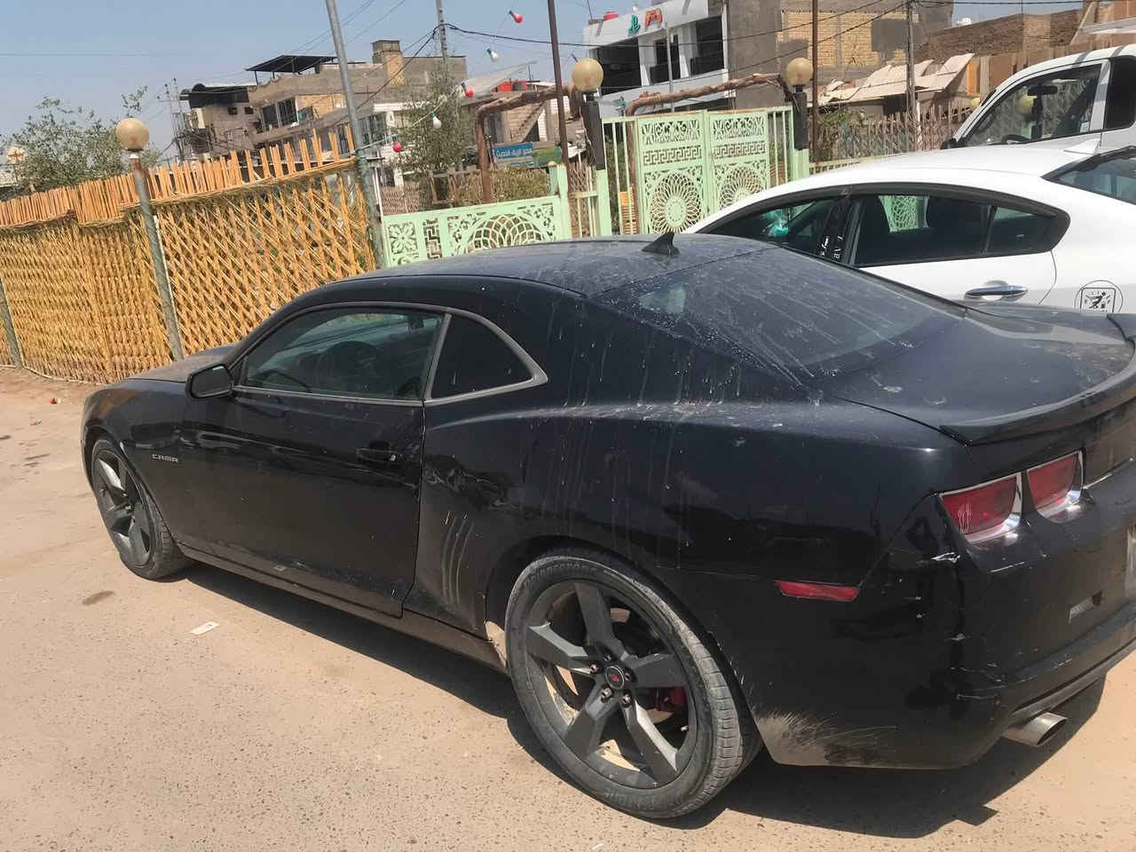 السلام عليكم للبيع او المراوس حسب القناعه
كمارو للبيع موديل ٢٠١٢ امريكي محرك سته سلندر. كير مكينه 

كله كفاله رقم بغداد تمايزي وين ماتريد احولك كشنات حضن 

داخل اسود مخمل مطعم باللون الاحمر السياره يحتاجلها 

حمام داخل والخارج مكان السياره بابل شارع 60 خلف كراج الموحد السعر (90) وبيها مجال للاستفسار (***********) وبي واتساب
